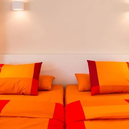 Seahomes Vacations - Seafront Fenals With Pkg Apartamento Lloret de Mar