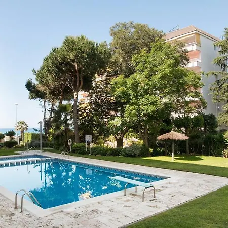 Apartment Seahomes Vacations - Seafront Fenals With Pkg
