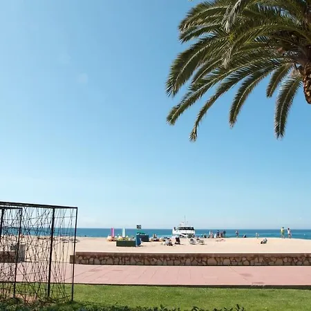 Apartment Seahomes Vacations - Seafront Fenals With Pkg Lloret de Mar