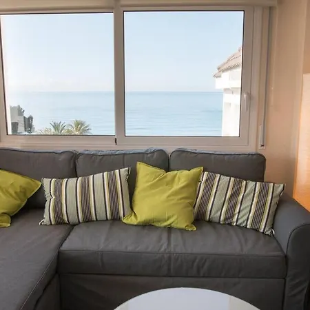 Apartment Seahomes Vacations - Seafront Fenals With Pkg Lloret de Mar