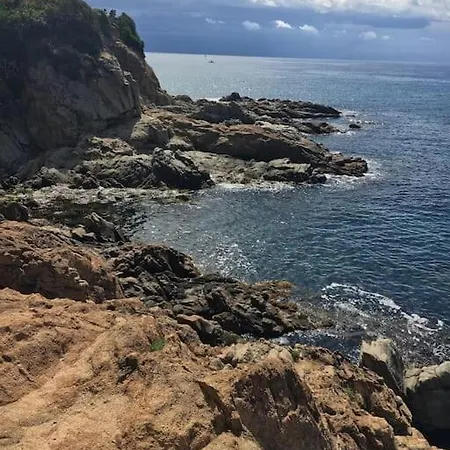 Seahomes Vacations - Seafront Fenals With Pkg Apartment Lloret de Mar