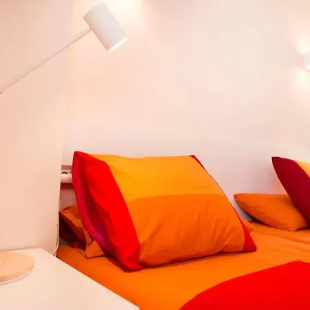 Seahomes Vacations - Seafront Fenals With Pkg Apartment Lloret de Mar